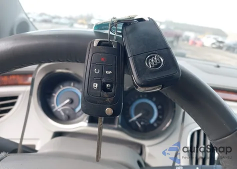 2013 Buick Lacrosse Leather Group z USA, uszkodzony, nr VIN 1G4GC5E39DF195438